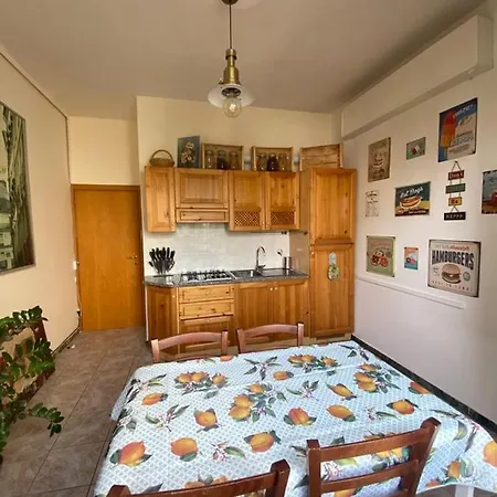 Vista Mare Apartamento *